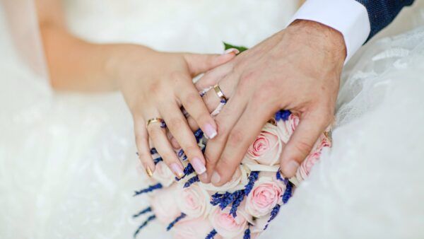 「言葉遣いには育ちが出る」って本当？言葉を味方につける人が婚活で圧倒的に選ばれる理由