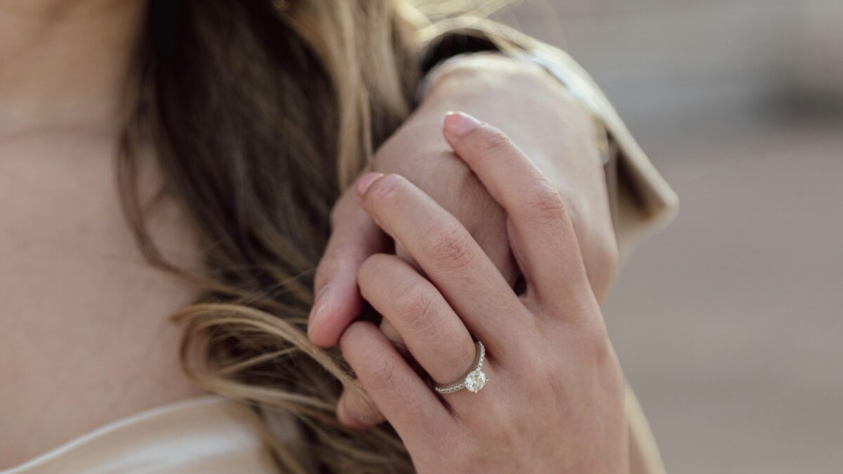 親の言葉にモヤモヤしたら。私らしい結婚を選ぶ思考の切り替え術
